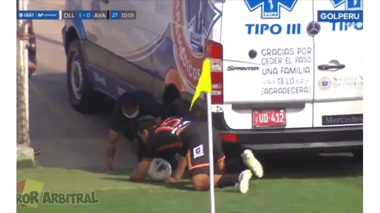 Esto aconteció en el partido entre Llacuabamba y Ayacucho.