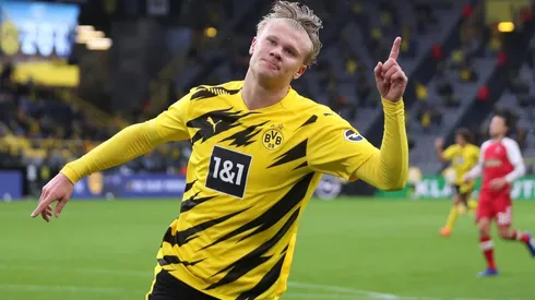 Erling Haaland festejando un gol en Borussia Dortmund.