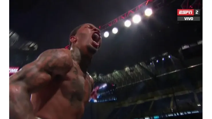 Davis ganó por KO frente a Leo Santa Cruz-
