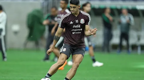 Alan Pulido se ilusiona con Qatar 2022
