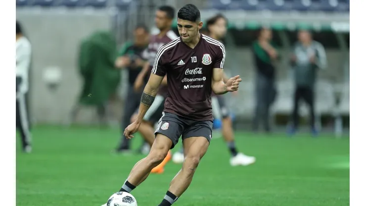 Alan Pulido se ilusiona con Qatar 2022
