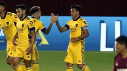 Foto de Carlos Tevez rematando en el gol de Boca.