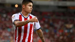 Tres jugadores más separados en Chivas