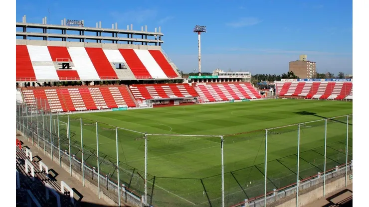 De la "decisión indeclinable" a la carta de Tinelli: Unión-Arsenal se juega