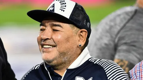 En su cumpleaños, Maradona recibió la mejor noticia: podrá estar en el debut de Gimnasia