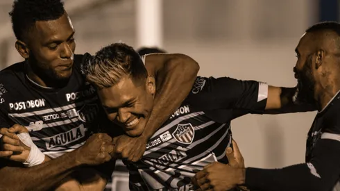 Sombrerito de Borja y definición HD de Teo para la victoria del Junior