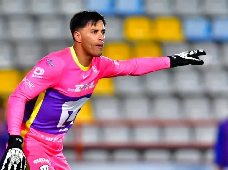 Pumas vs. Chivas: Talavera minimiza su reencuentro con César Ramos