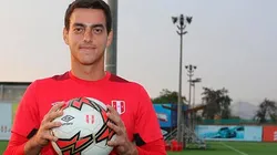 Alejandro Duarte ataja en el Sportivo Luqueño de Paraguay.