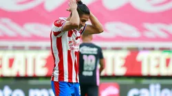 La delantera de Chivas no respondió de la mejor manera en el torneo. Fuente: Jam Media