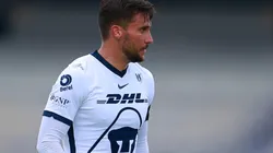 Los fanáticos de Pumas estallaron contra Iniestra.