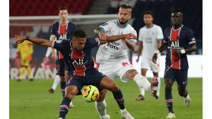 Foto de Dario Benedetto enfrentando a Olympique de Marsella.