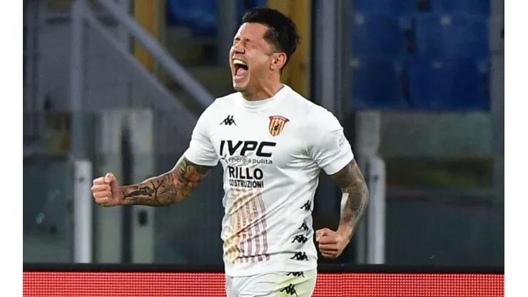Gianluca Lapadula tiene madre peruana y ya cuenta con partida de naciemiento.