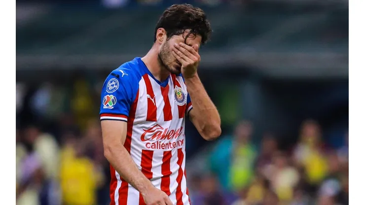 Briseño, positivo de Coronavirus y baja en Chivas