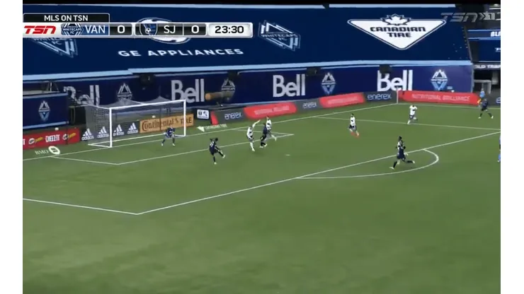 VIDEO: Carlos Fierro anotó de volea para el San Jose Earthquakes de Almeyda