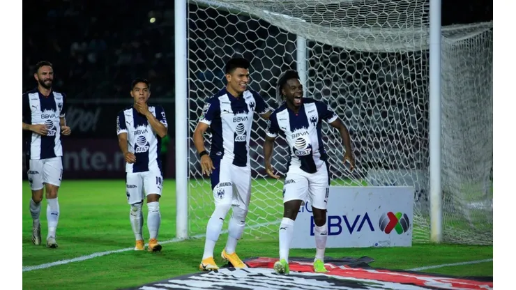 Monterrey superó sin problemas a Mazatlán.
