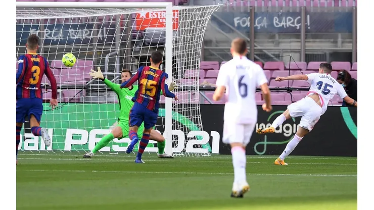 El Camp Nou recibe el duelo más importante de España, y que se juega con todo. (Foto: Getty Images).