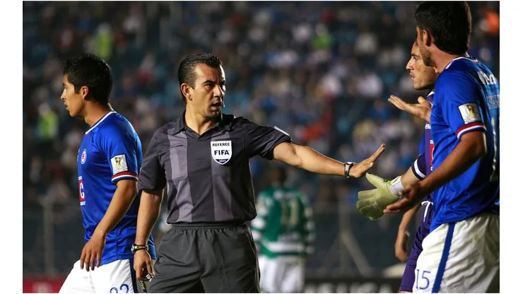Cruz Azul y Paul Delgadillo