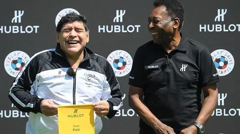 Diego Maradona y Pelé, juntos.