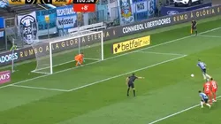 Bailó una samba antes de patear: el insólito penal de Souza para el gol de Gremio