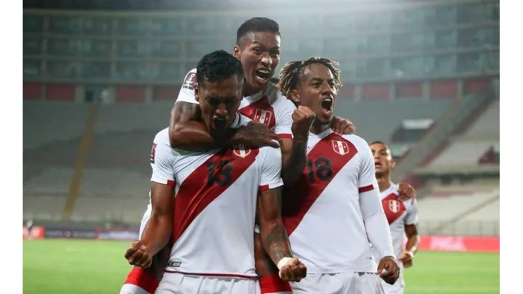 Perú perdió 4-2 contra Brasil en el Estadio Nacional de Lima.