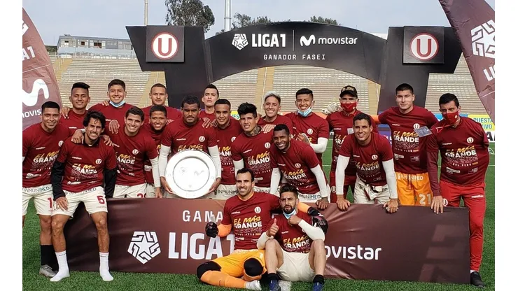 Universitario pudo recién lavantar la Copa el último lunes.
