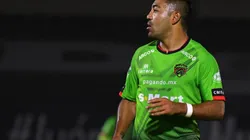 Marco Fabián dio positivo por Covid-19.