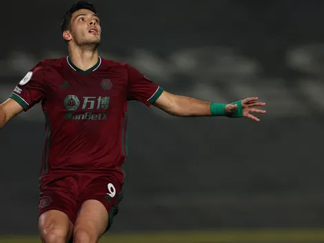 ¿En qué equipos podría brillar Raúl Jiménez si sale de Wolverhampton?