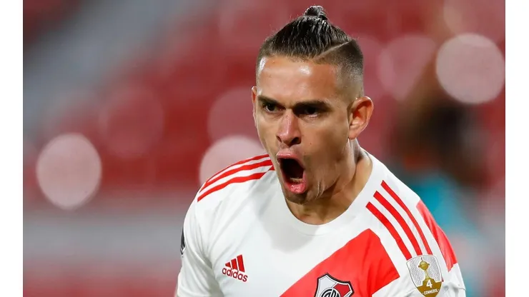 Por Gabbarini, el línea y Borré, River marcó el 1-0 ante Liga de Quito