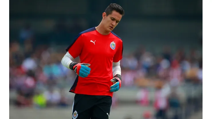 Raúl Gudiño se comprometió con Chivas