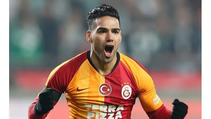 'El Tigre' sigue anotando: Falcao pone arriba al Galatasaray en la Liga turca
