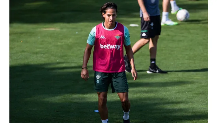 Pellegrini dijo que no pierde la confianza en Lainez.