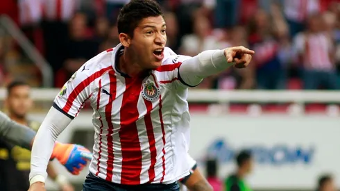 Ángel Zaldívar calentó el Clásico Tapatío