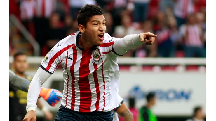 Ángel Zaldívar calentó el Clásico Tapatío