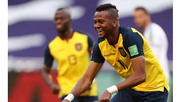 Michael Estrada, el goleador del partido.