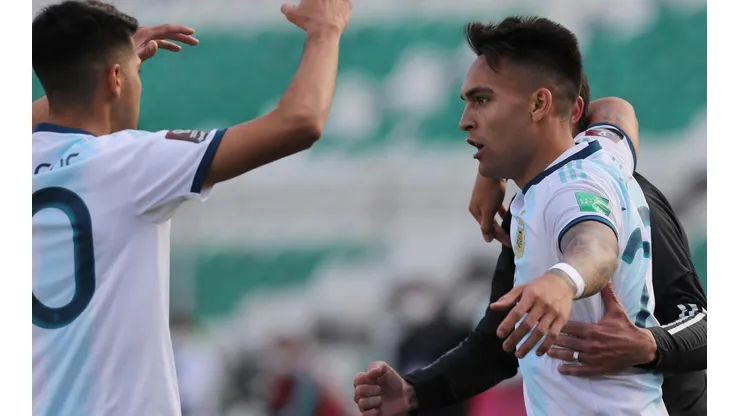 El rebote de Lautaro Martínez y el abrazo de Scaloni: el mejor gol del 2020
