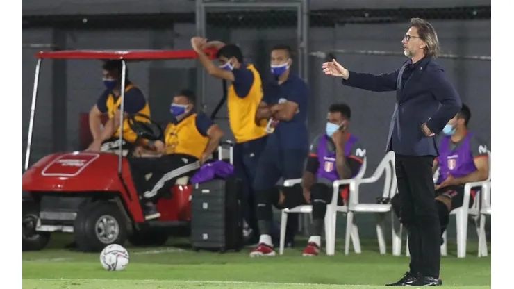 Ricardo Gareca es el que más dirigió Perú.