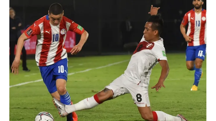 Christian Cueva jugó un poco más de 60' contra Paraguay.