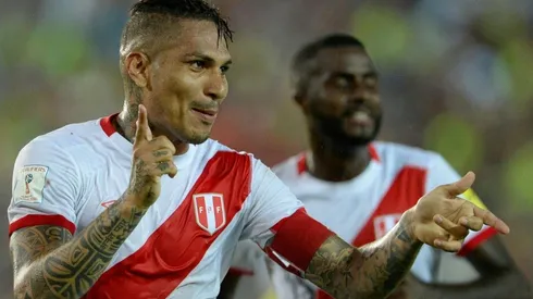 Doblete de André Carrillo en Asunción permitió que la selección peruana logre su primer punto.