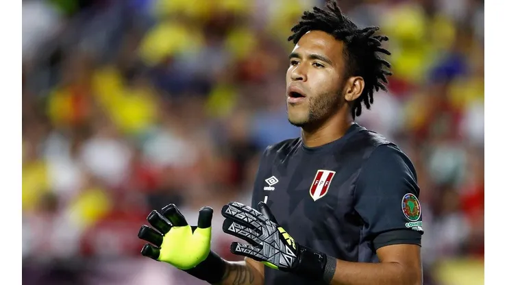 Pedro Gallese apareció preciso para dar tranquilidad en el arco peruano.