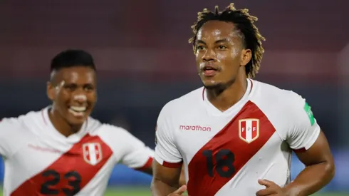 André Carrillo fue la figura del partido para Perú.