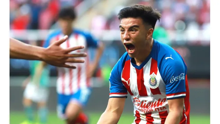 Fernando Beltrán sigue ayudando a su familia