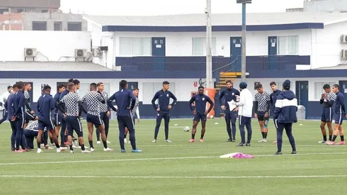 Alianza Lima entrena a los alrededores de Matute.