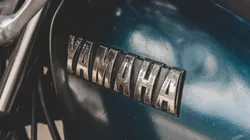 Aprende a eliminar las abolladuras de tu auto sin salir de casa