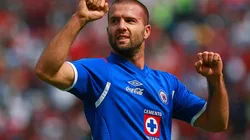 Emanuel 'Tito' Villa se consolidó como líder de goleo en Cruz Azul.