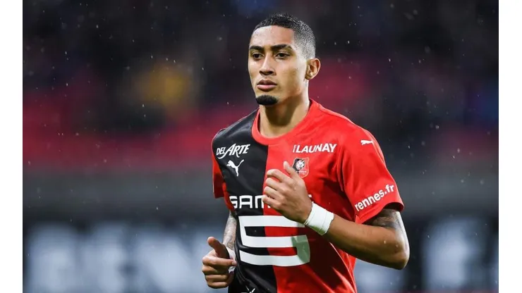 Raphinha durante su paso por Rennes.