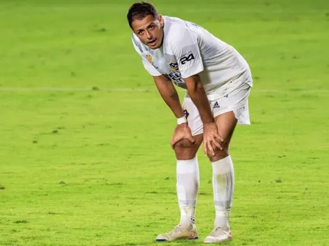En Los Angeles Galaxy admiten que no se pueden adaptar a Chicharito Hernández