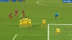 Iván Santillán el pegó al palo del arquero.