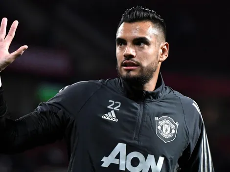La mujer de Sergio Romero explotó pidiendo que lo dejen irse de Manchester United