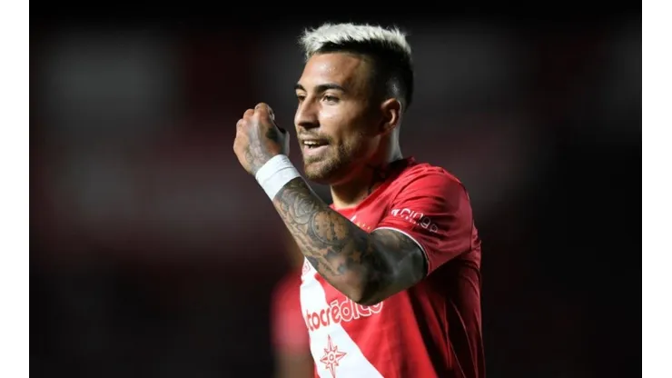 Damián Batallini con la camiseta de Argentinos Juniors.