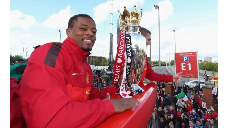 Evra explota luego de la goleada del United: "Mucha gente necesita una cachetada"